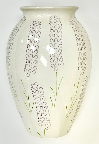 Growing_Lavender_vase.